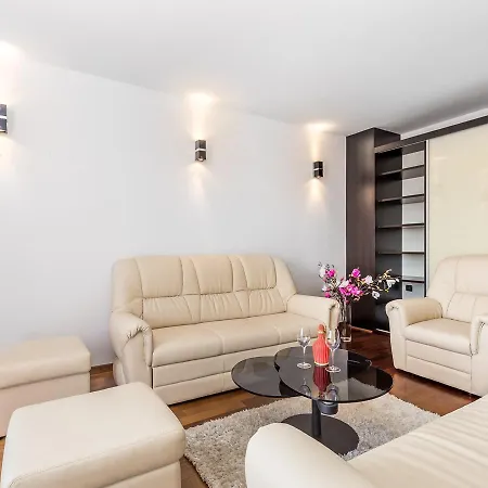 In 34900 Apartament