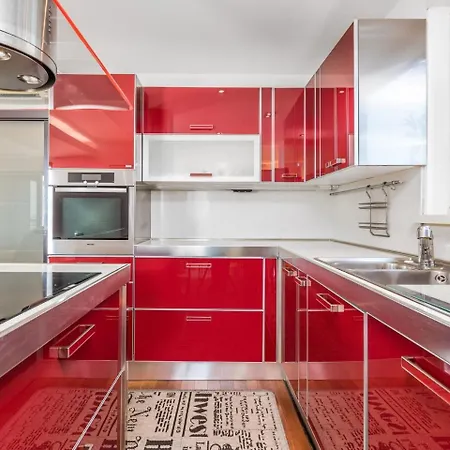 In 34900 Apartament *